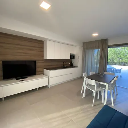 Bright Beachside With Two Terraces * Bibione